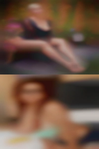 Divide girls nude and conquer!
