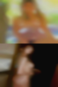 Muscle naked looking for couples horny women.